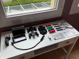 Nintendo Switch Bundle mit 4 Joy-Cons und viel Zubehör