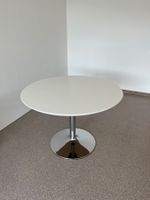 Runder Tisch mit Chromfuss weiss Ø 80cm guter Zustand