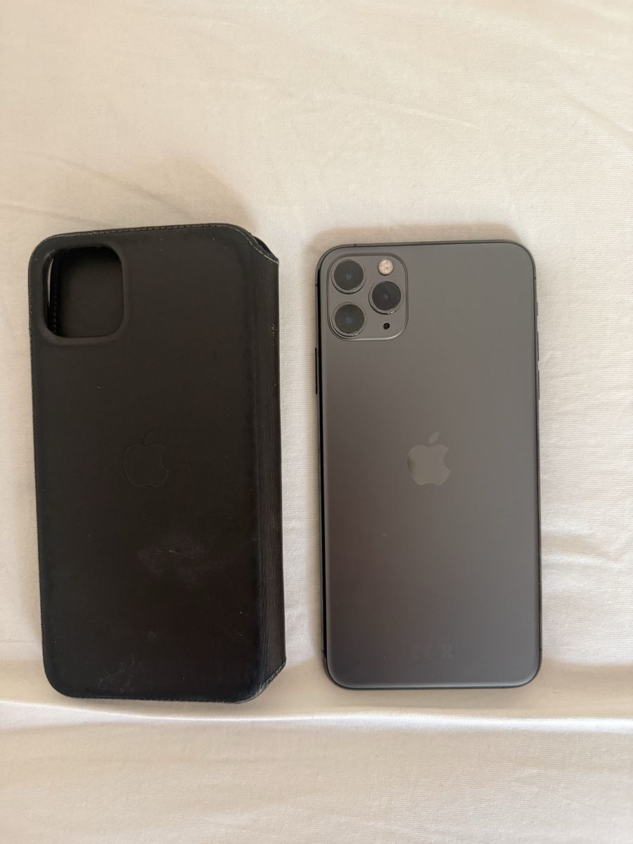 Apple Portables: iPhone 11 Pro  – D'occasion à Basel par zuchetti