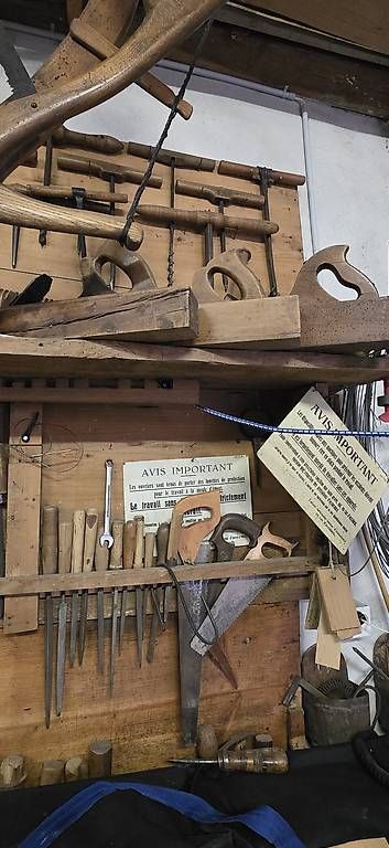 Alle Werkzeuge: Anciens outils de l époque  – Gebraucht aus Saubraz von Caly0 1