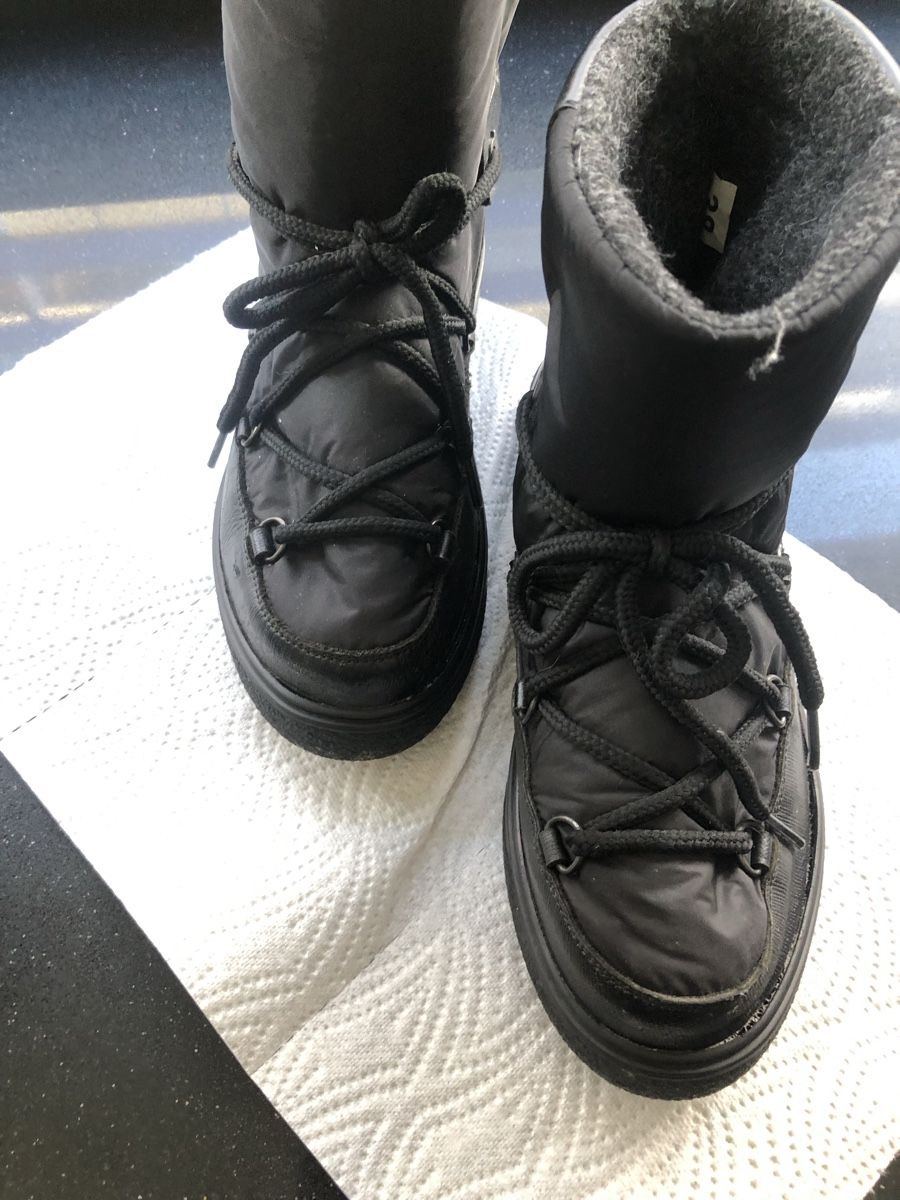Moncler Scarpe da donna: Moncler Boots – Usato da zürich venduto da ritas0102 2