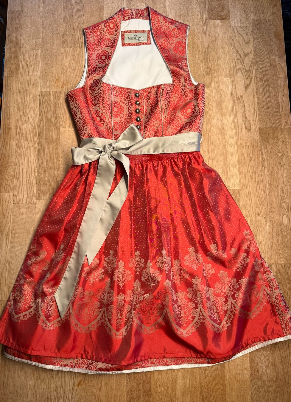 Vestiti: Nur einmal getragen - Stockerpoint - Dirndl Midi - Gr.44 – Usato da Fällanden venduto da CapShop