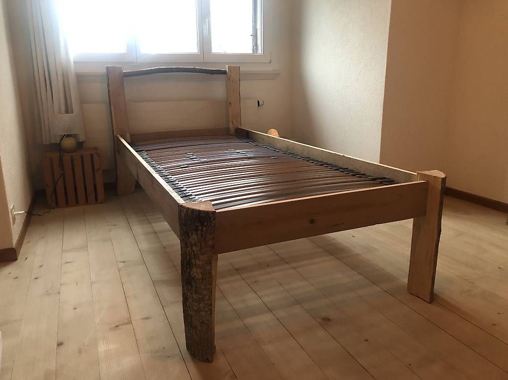 Betten: Holzbett – Gebraucht aus Bern von Luk88