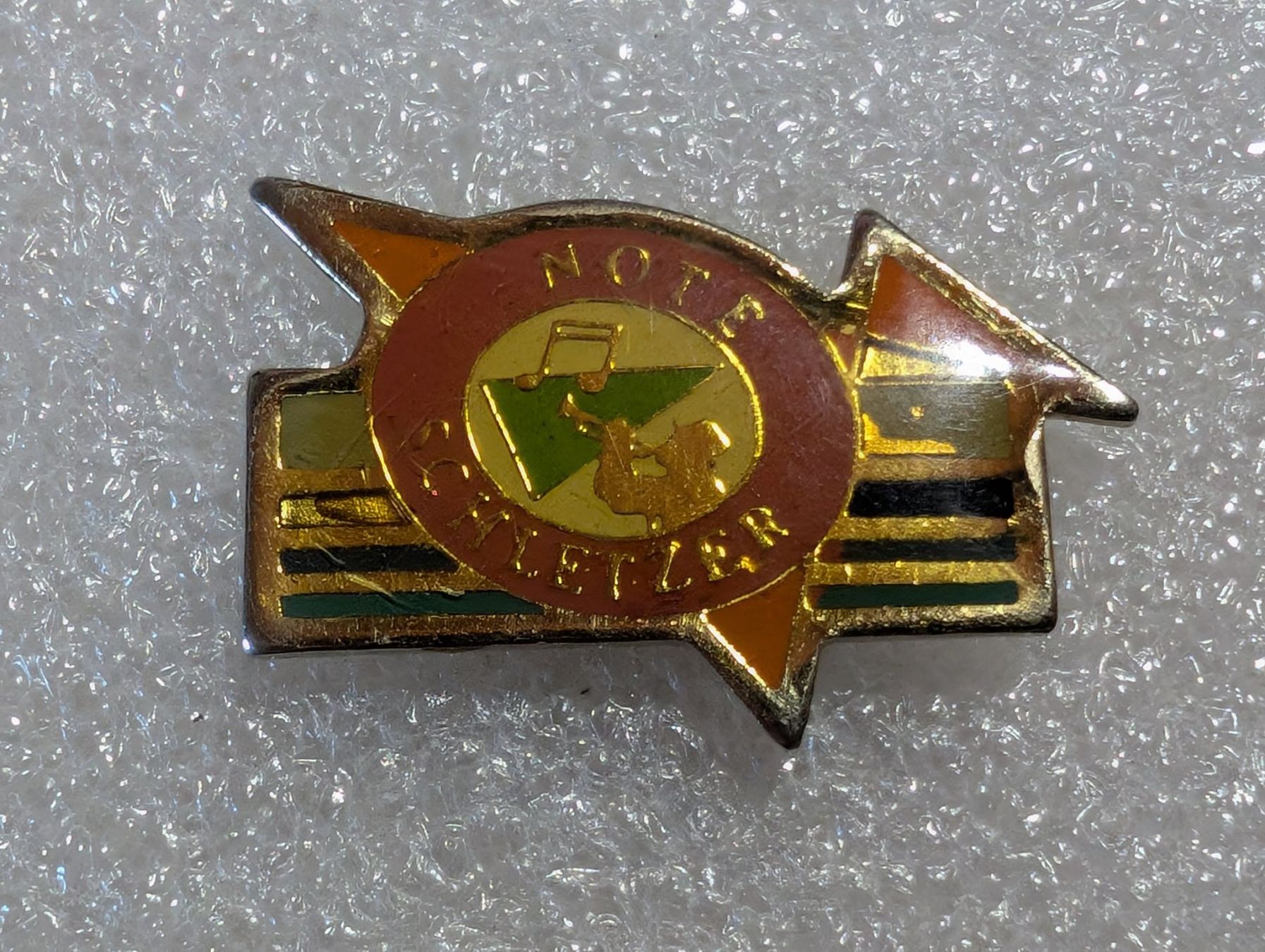 Placchette & Badge: Ansteckpin 261: Note Schletzer – Usato da Oppligen venduto da Pin-Fall-Shop