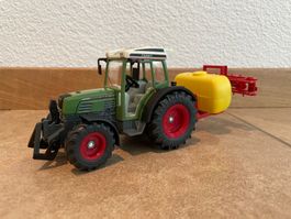 SIKU Fendt 209S mit Spritze