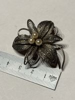 antike Brosche / Blume