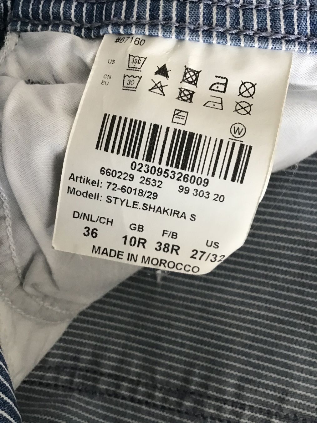 Brax Jeans: BRAX JEANS GESTREIFT BLAU WEISS – Usato da Glattfelden venduto da ire_w6h2 5