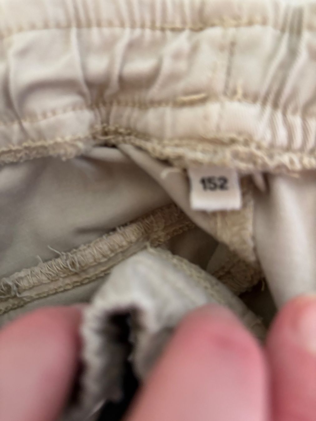 C&A Pantalons: Baggy Jeans & Hose 152 – D'occasion à Oberwil-Lieli par mil_z56m 1