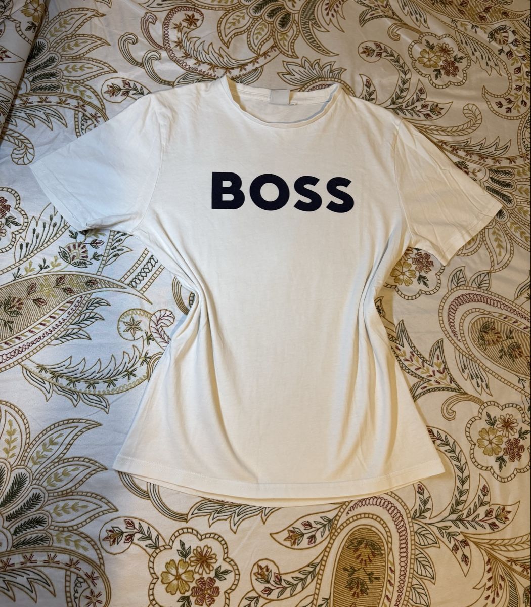 Hugo Boss T-Shirts: T-Shirt Boss – Neu (gemäss Beschreibung) aus Châtel-St-Denis von Montclair_Swiss 1