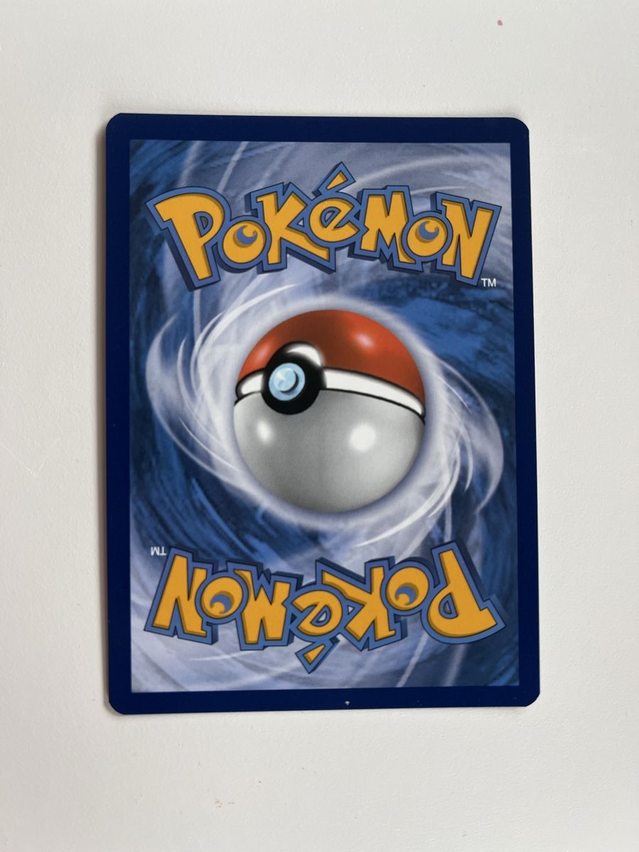 Pokémon Carte collezionabili: Salamence V black Pokemon EN – Nuovo (secondo la descrizione) da Reichenbach i. K. venduto da del_c7lw 1