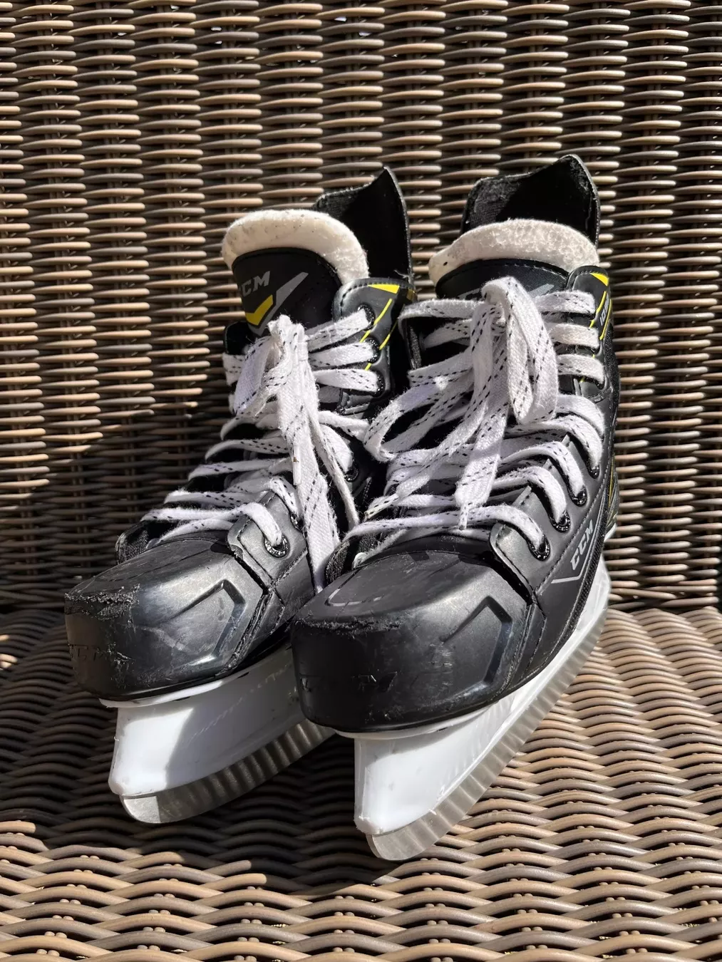 Ccm Schlittschuhe: Eishockeyschlittschuhe – Gebraucht aus Wettingen von haagli68 1