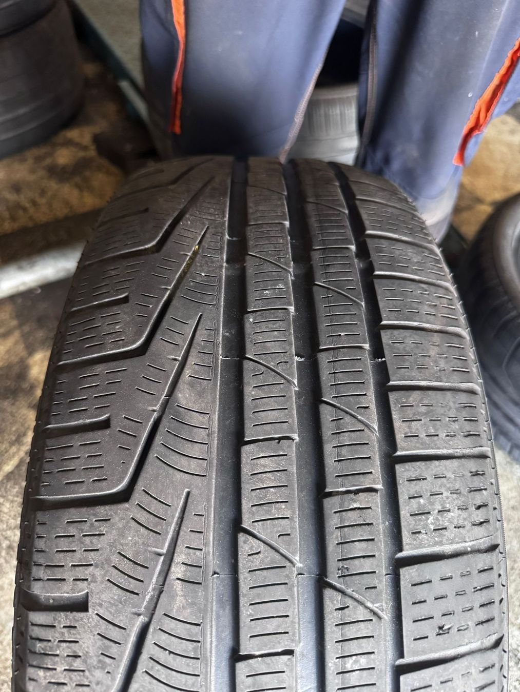 Altro in Scrittura & Disegno: 225/40R18 245/35/R18 – Usato da Vuadens venduto da autosolutionsvuadens 4