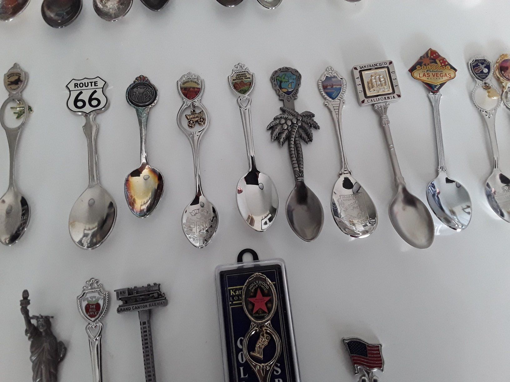 Cucchiai: 38 cuillières collection USA – Usato da Morges venduto da mrochat 3