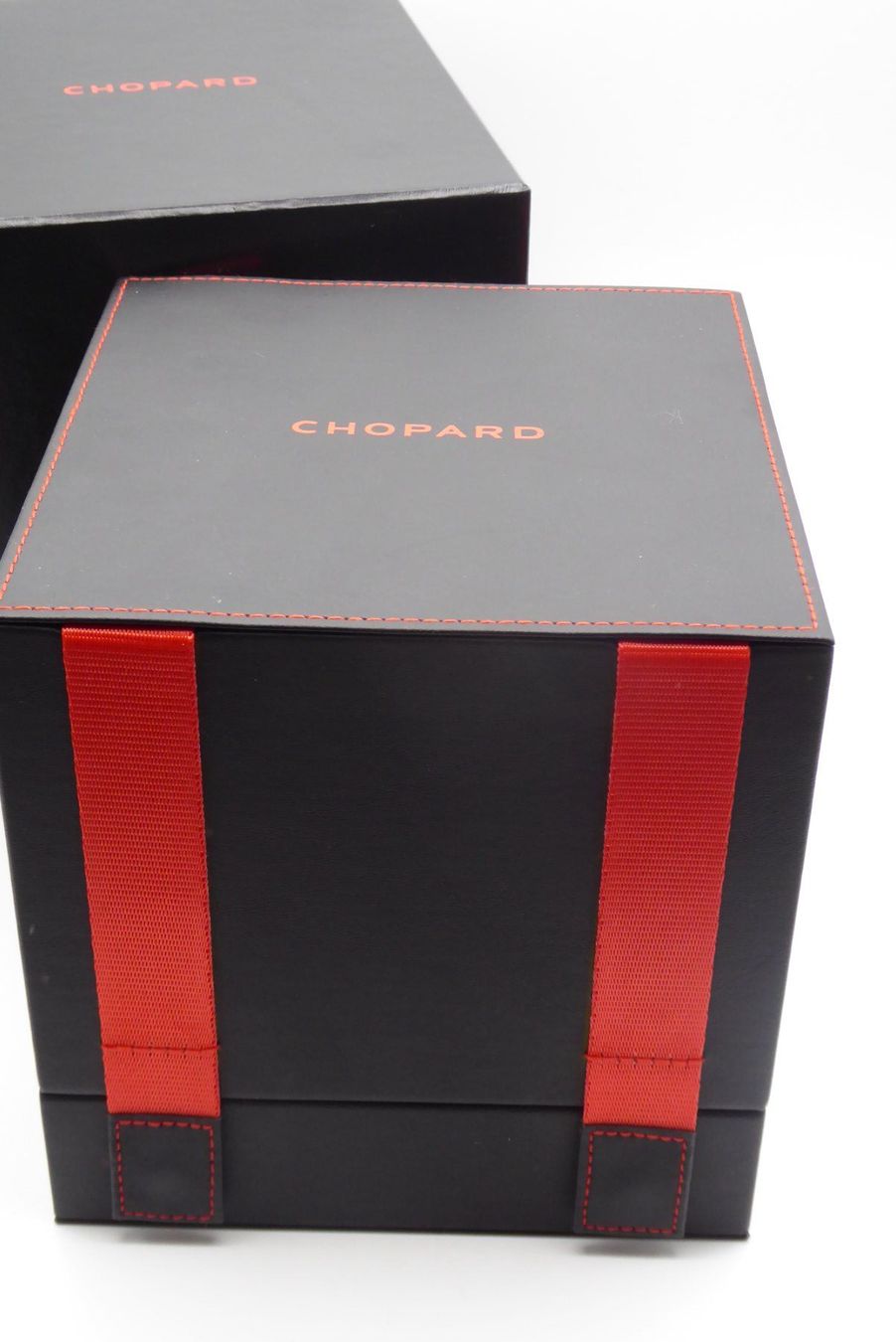 Chopard Scatole porta orologi: Chopard Vintage Racing Table clocks 95020-0095, box – Usato da Geneve venduto da adr_xk6n 1