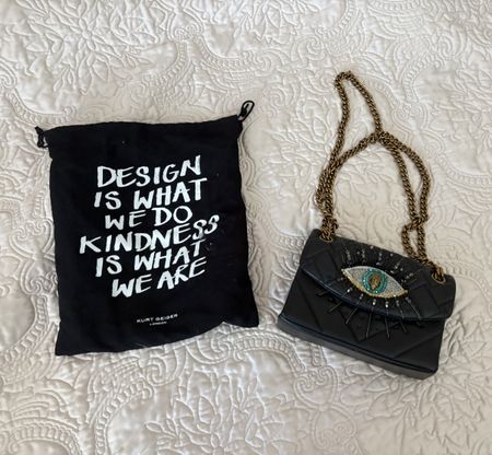Sac bandoulière noir Kurt Geiger avec œil décoré