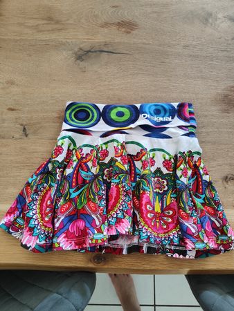 Desigual Rock bunt 3-4 Jahre guter Zustand