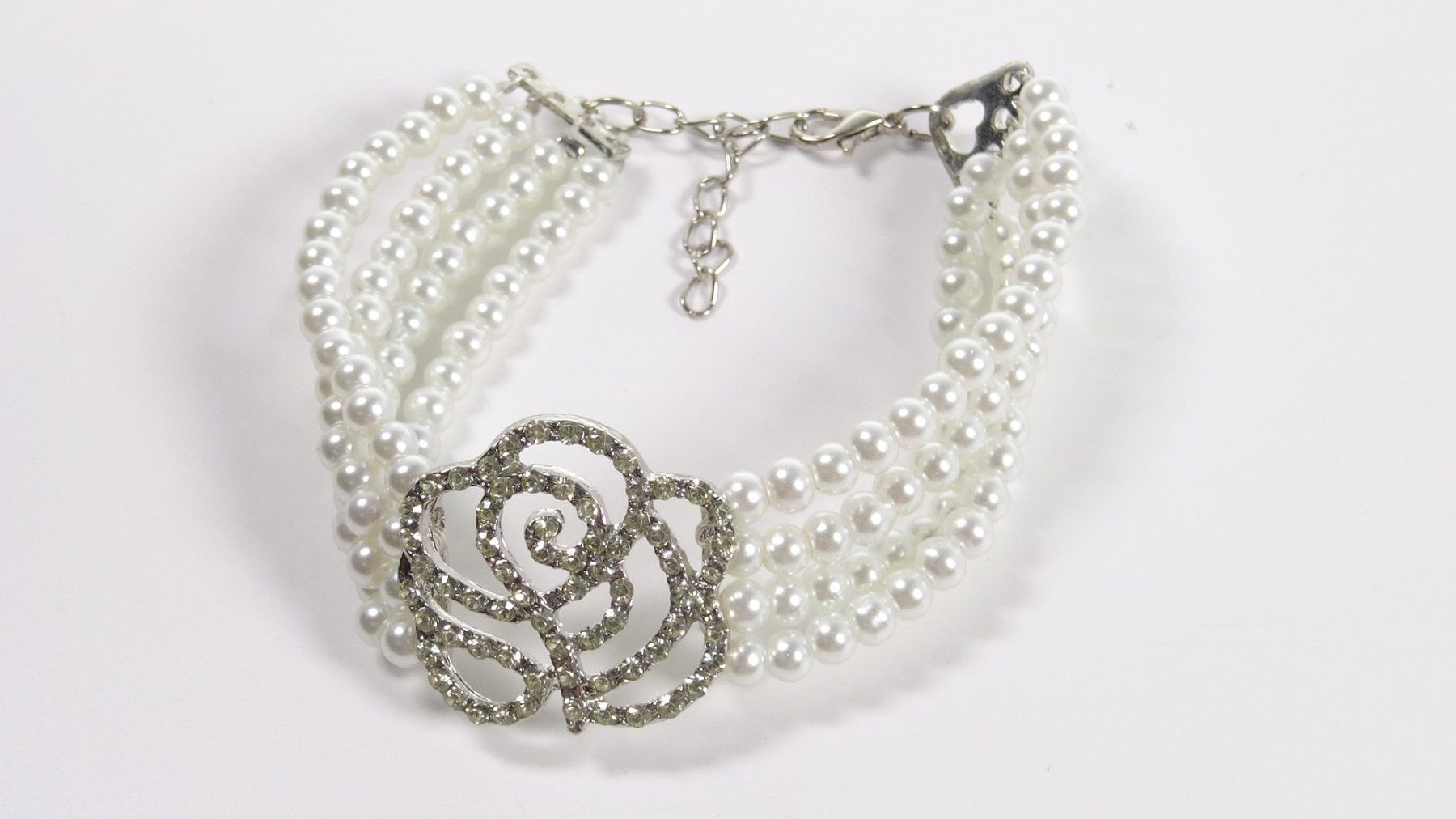Sonstiger Schmuck: Restposten: 5 Perlenarmbänder mit Strass-Rose – Neu (gemäss Beschreibung) aus Wetzikon ZH von Bambiskus 1