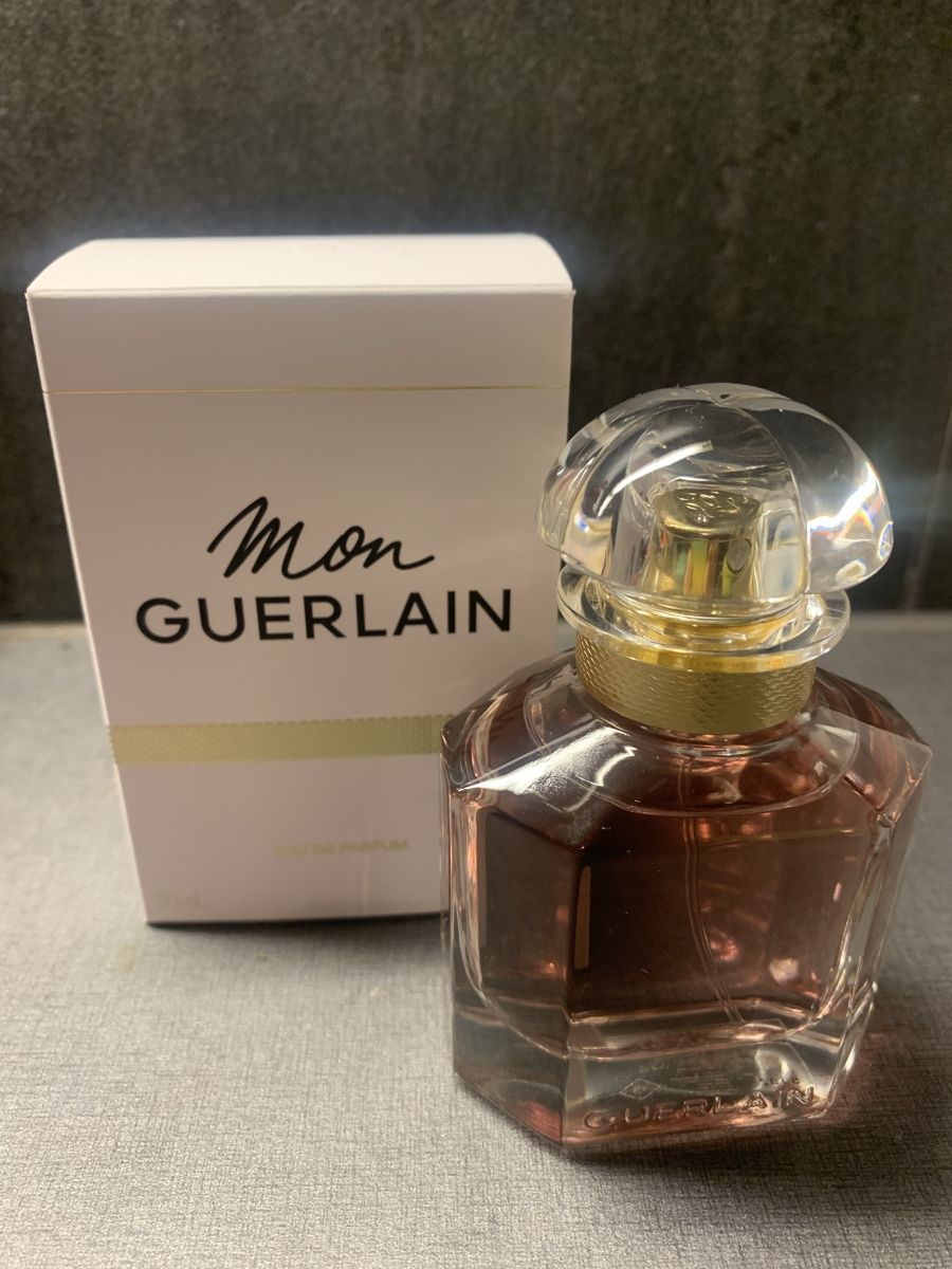 Guerlain Profumi & Eau de Toilette: Guerlain - Mon Guerlain - Eau de Perfume - 50 ml – Nuovo (secondo la descrizione) da Lausanne venduto da milasha