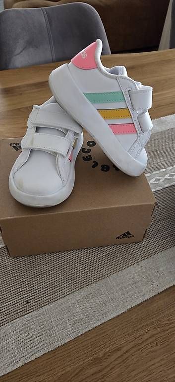 Adidas Scarpe per ragazzi: Chaussures enfants – Usato da Genève venduto da angeloscop 4