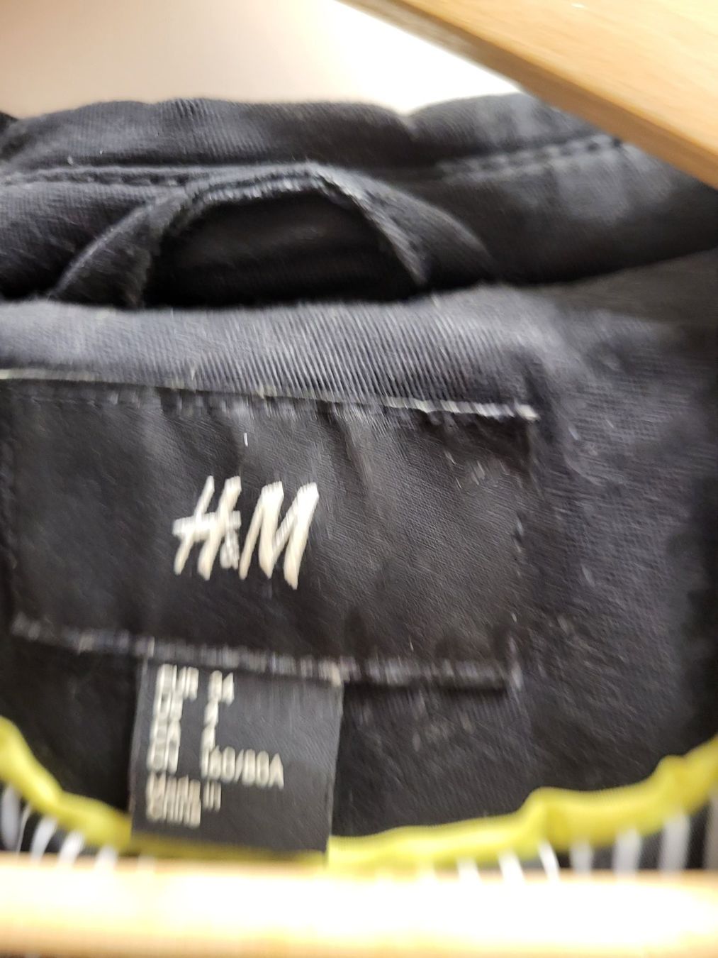 H&M Giacche: Veste légère H&M – Usato da la tour de peilz venduto da alegre02 2