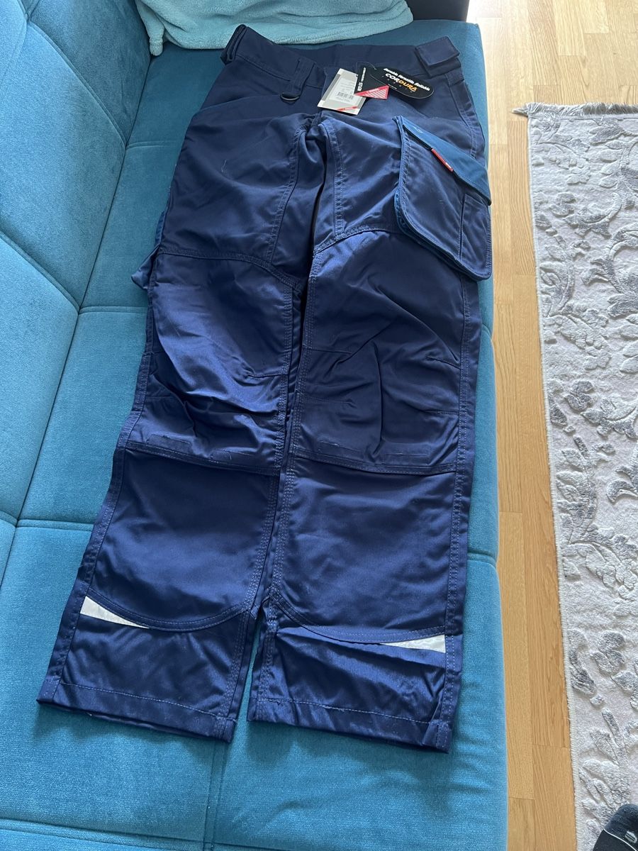 Scarpe da uomo: Pantalon de travail et chaussures de sécurité  – Nuovo e nell'imballaggio originale da Genève venduto da erhan-arife 1