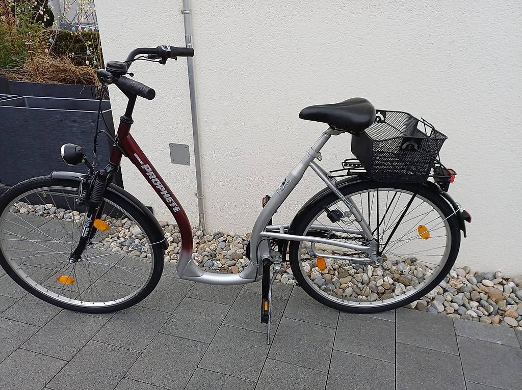 Velos: Tiefeinsteiger Velo – Gebraucht aus Zuzwil BE von Areli