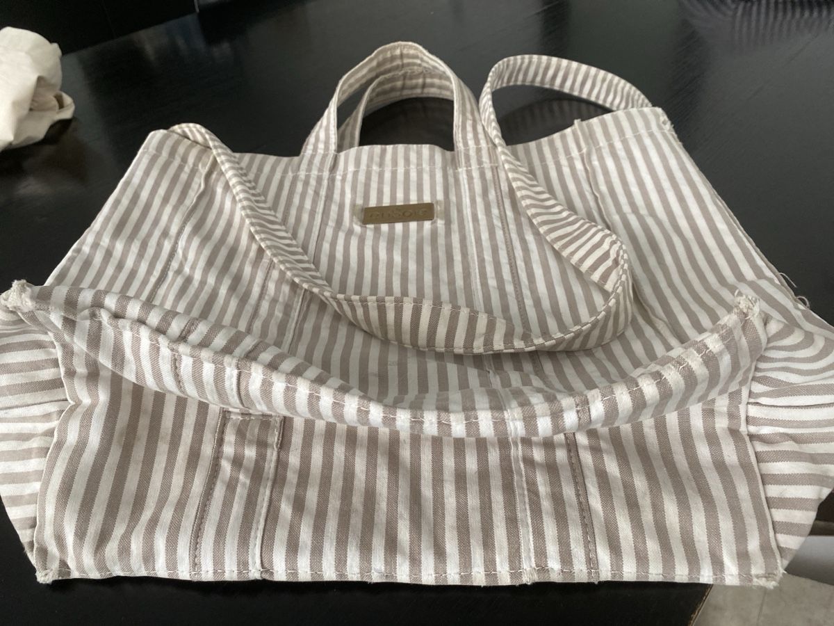 Ensoie Borse: En Soie Tasche – Usato da Wädenswil venduto da anna.st