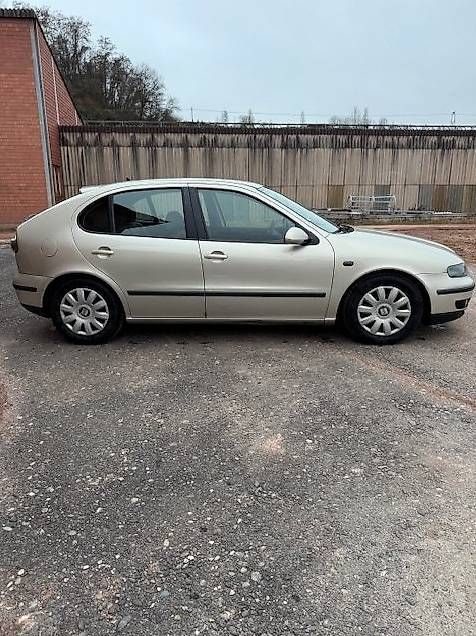 Seat Automobili: SEAT Leon 1.8 – Usato da Frick venduto da sandro_martin 3