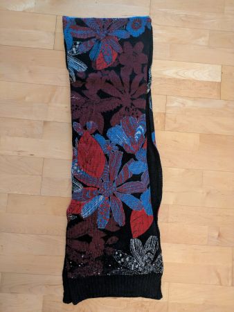 Desigual Schal, Winter Accessoire, Blumenmuster, Neuwertig!