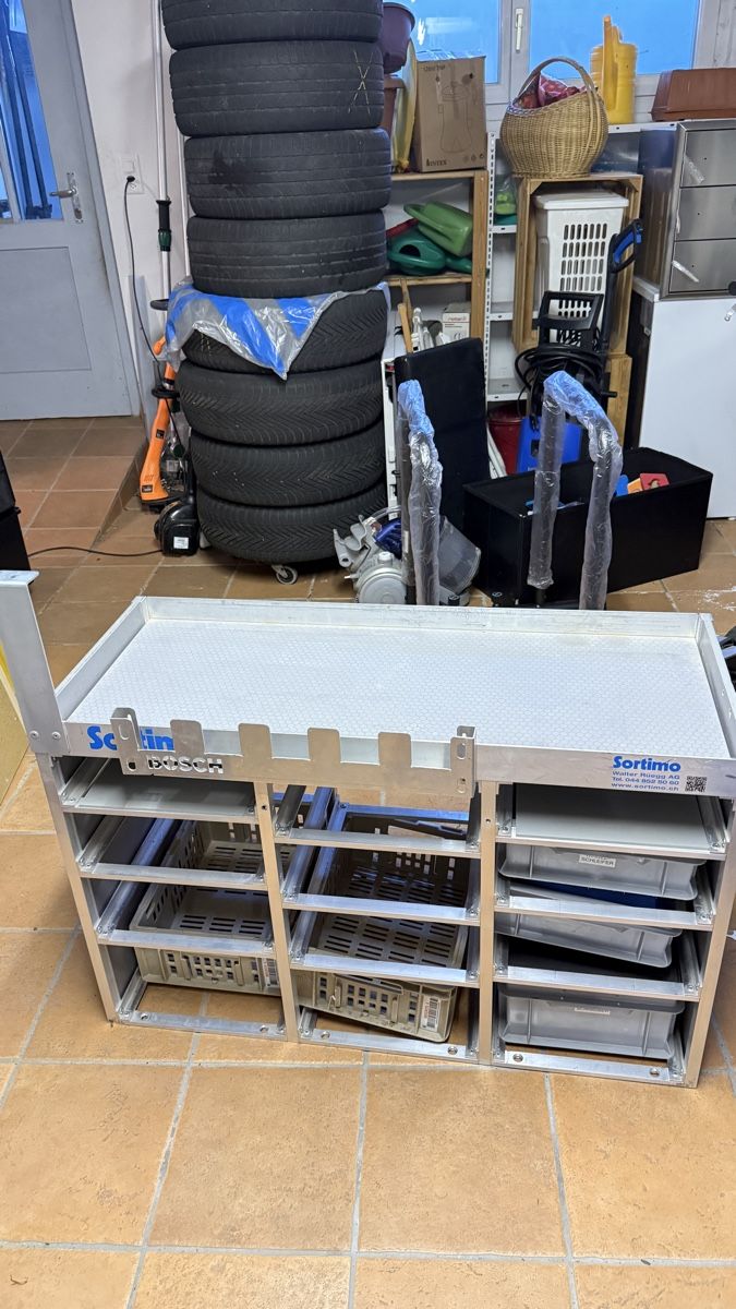 Sortimo Scaffali: Sortimo Werkstattwagen Aluminium mit Schubladen und Fächern – Usato da Schafisheim venduto da besmehd 1