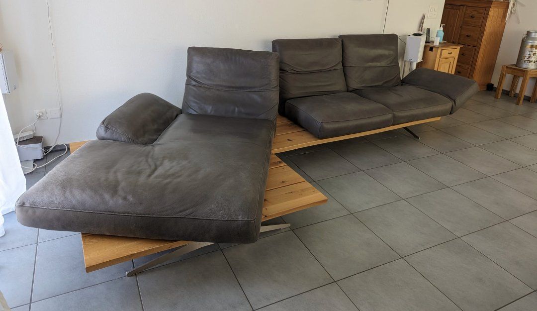 Sofas: Superspezielles Echtleder Ecksofa – Gebraucht aus Oftringen von Schaninb 2