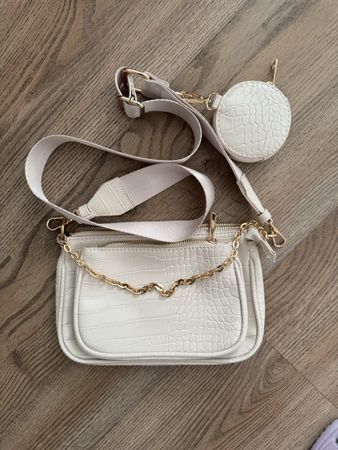 Hell beige tasche