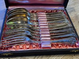 Ancien service – 6 fourchettes + 6 cuillères
