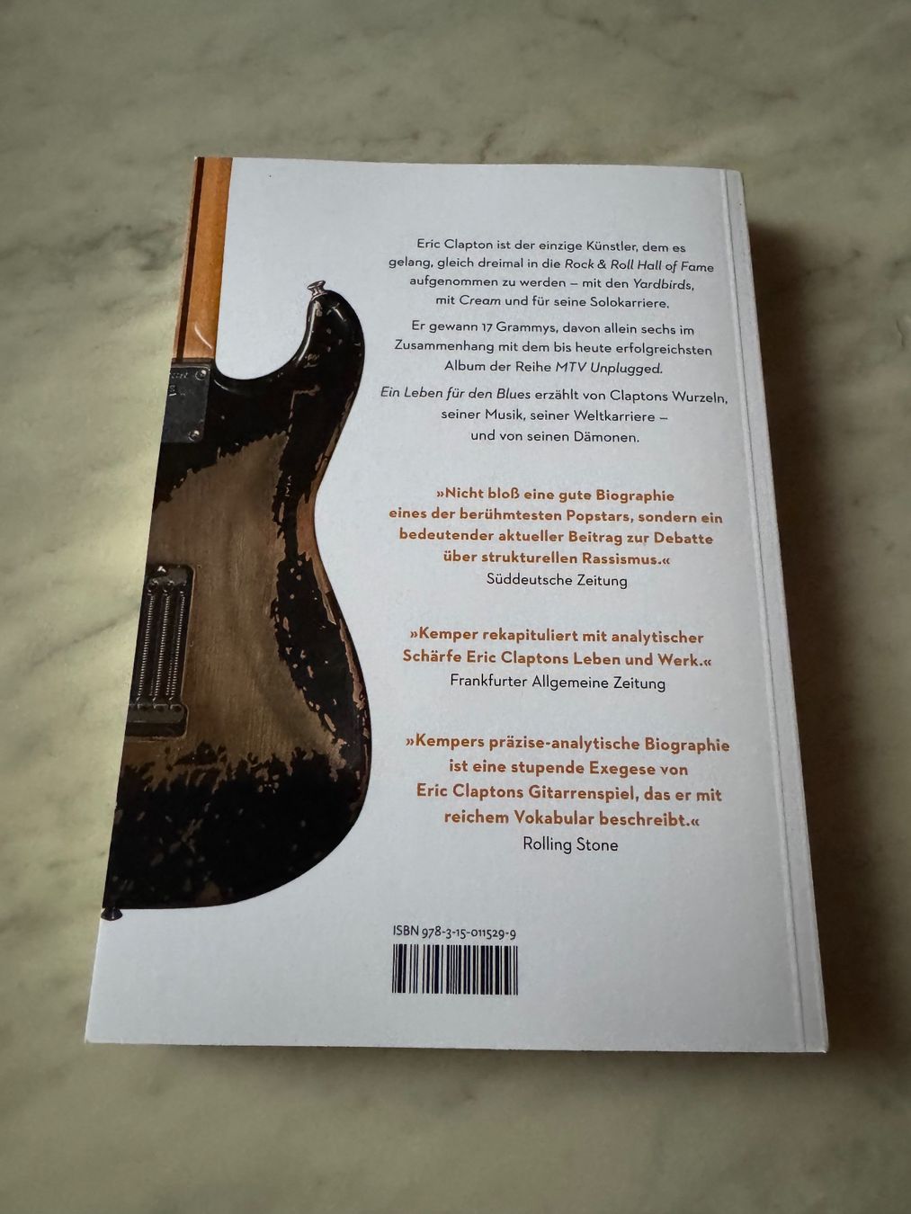 Livres: ERIC CLAPTON EIN LEBEN FÜR DEN BLUES – Neuf (Voir description) à hägendorf par twilightprincess 1