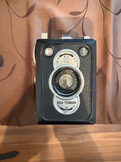 Zeiss Fotocamera: Fotokamera Box Tengor – Usato da Wilen b. Wollerau venduto da alabama130506 4