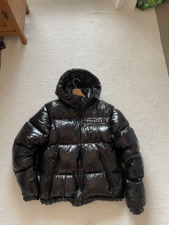 Daunenjacke Finelli schwarz glänzend Grösse XL Zustand gut