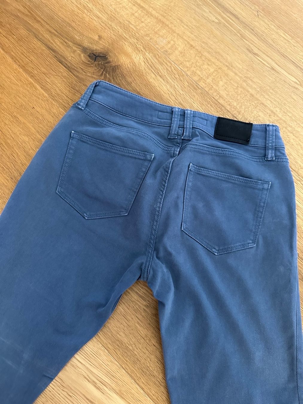 Burberry Pantaloni: Burberry Hose - 25 – Usato da Hochdorf venduto da lefaho 1
