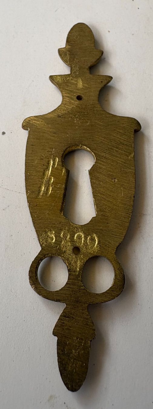 Ferramenta: VINTAGE SCHLÜSSELLOCH BLECH – Usato da Ostermundigen venduto da wini63 1