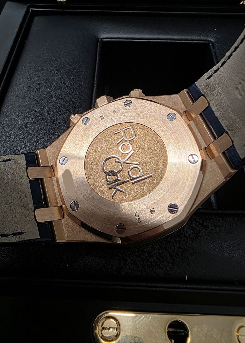 Audemars Piguet Orologi: Audemars Piguet Royal Oak Chronograph - Ref 26331OR Blue – Usato da Zürich venduto da watchseasons 5