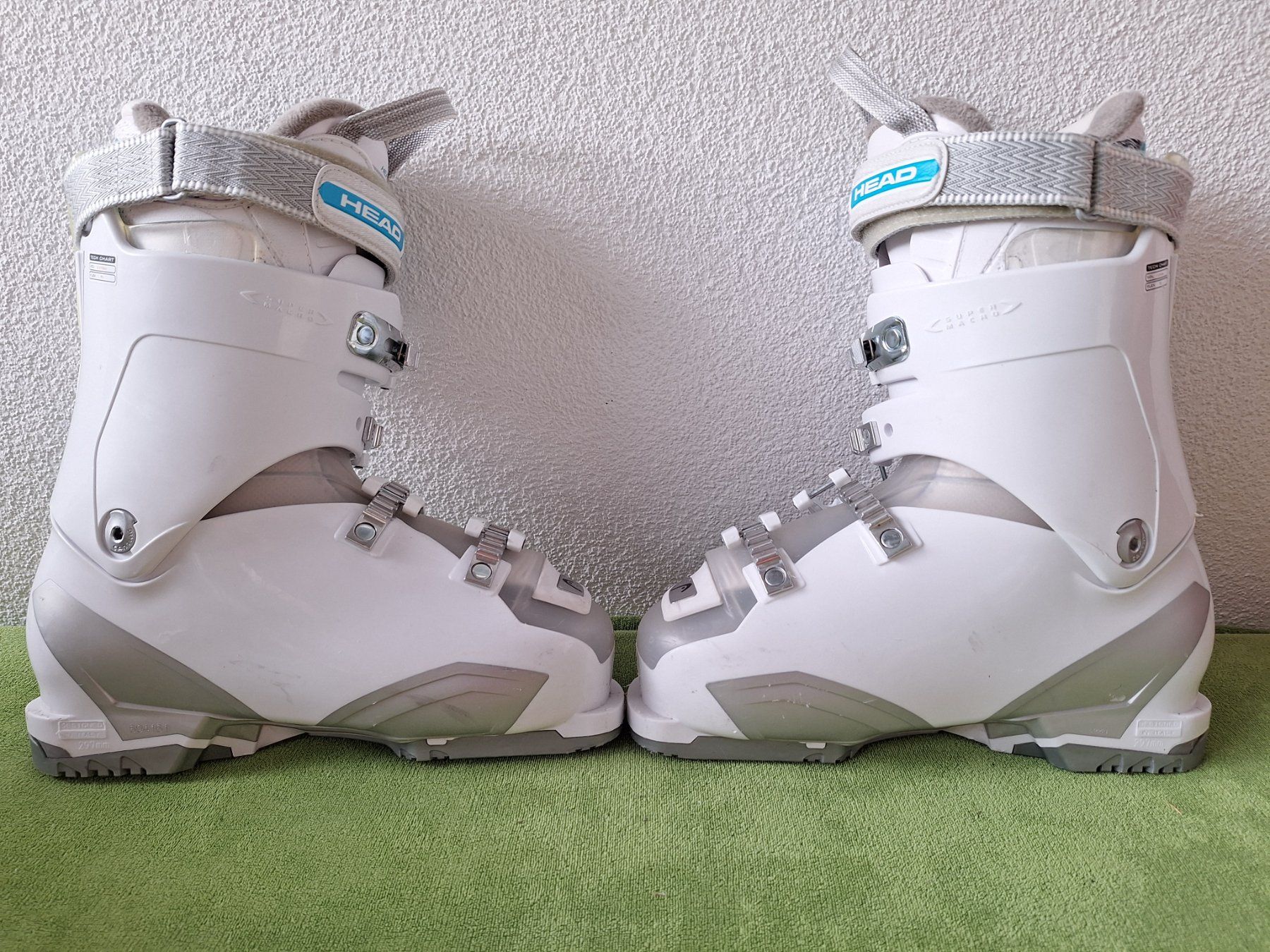 Head Chaussures femmes: Skischuhe Head Grösse 40 – D'occasion à Dürnten par Vreni97 1