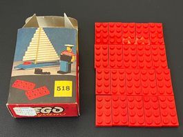 518 LEGO - "2 x 4 Plates" ( "Pat. pend.", cardboard box)