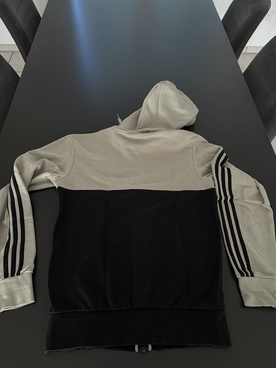 Adidas Jacken: Original Damen Juventus Trainerjacke  – Gebraucht aus Niederlenz von fed_y5mw 2