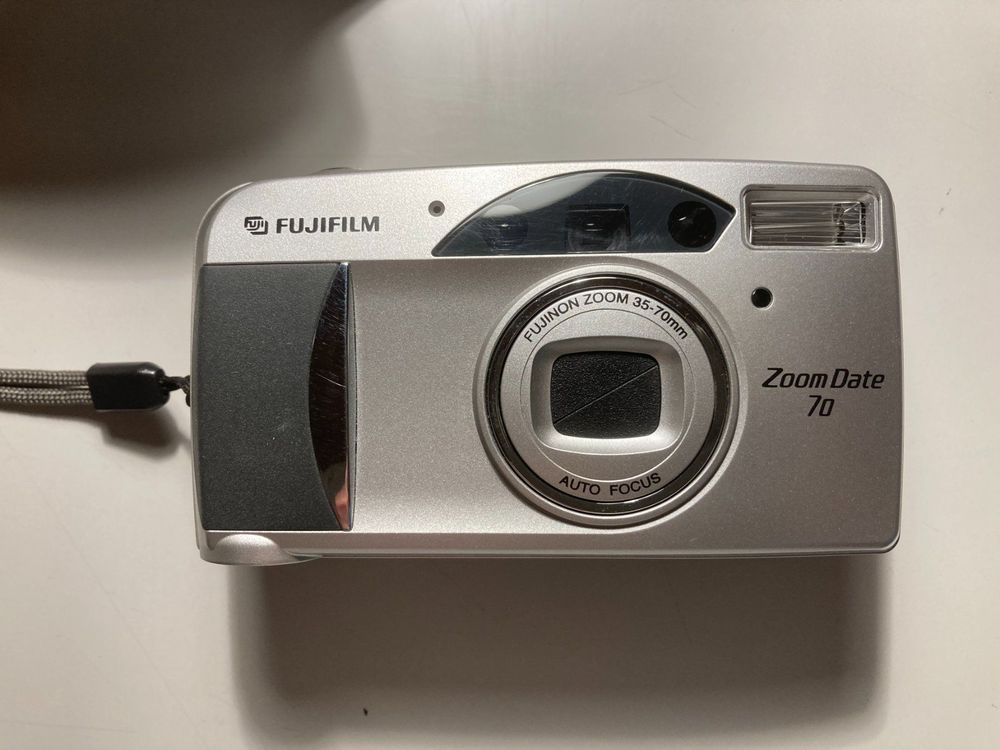 Kamera (mit Datumeinblendung) FUJIFILM Zoom Date 70 Kaufen auf Ricardo