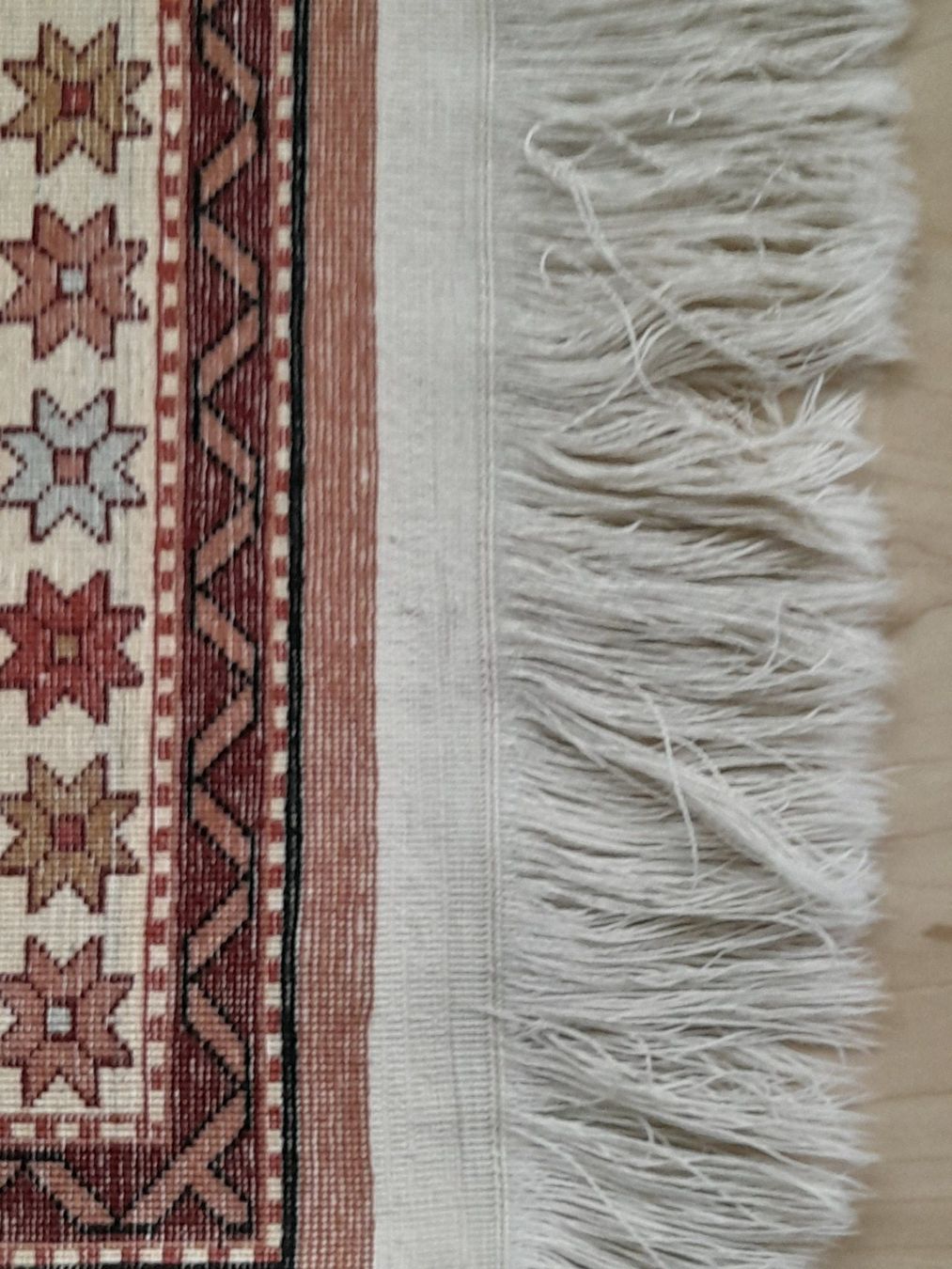 Teppiche: Kleiner Seidenteppich – Gebraucht aus Thun von Treff.....e 8