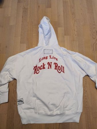 Men’s sweater white rock