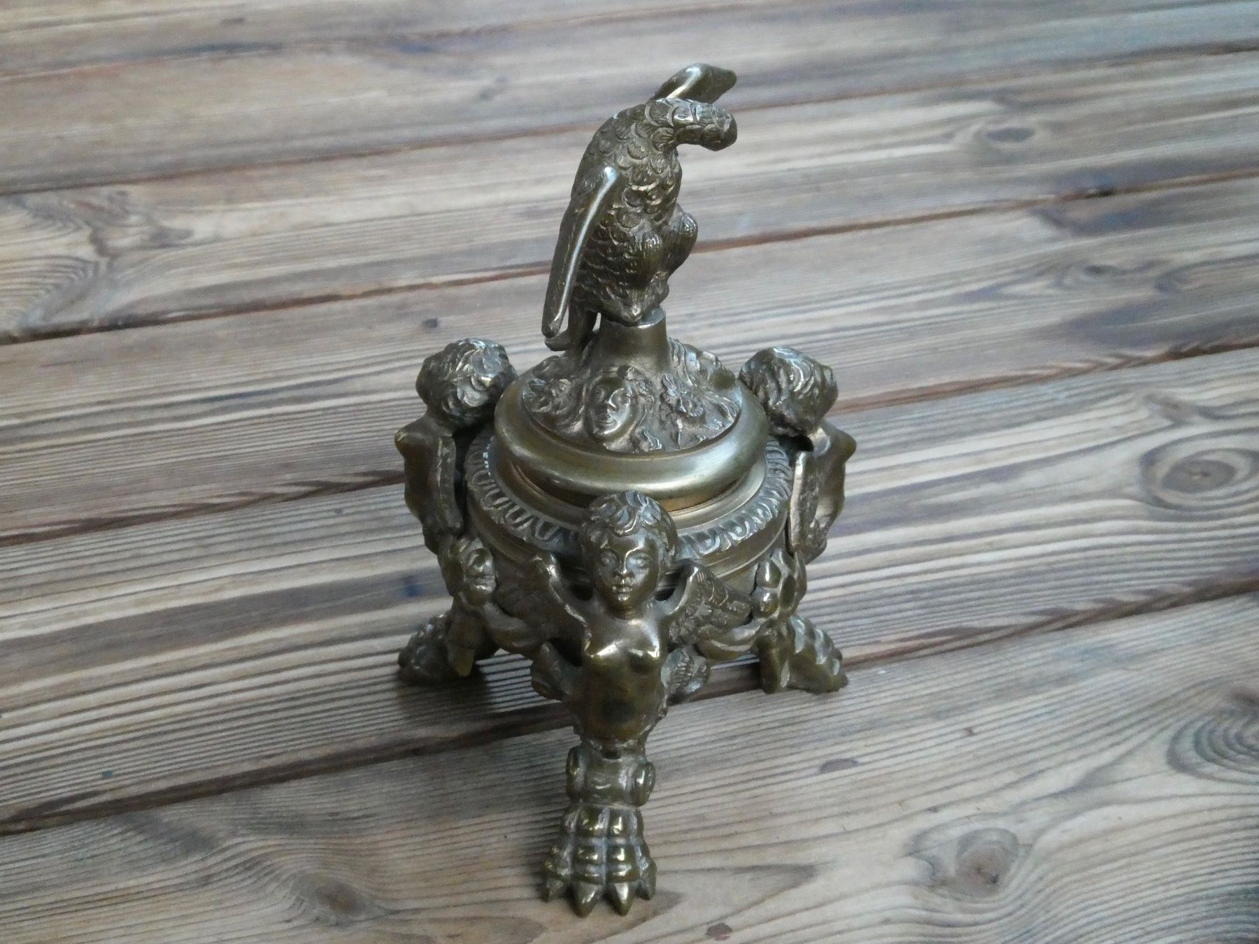 Skulpturen & Statuen: antikes Tintenfass, Tintengefäss schwerer Bronzeguss – Gebraucht aus Lüchingen von  1