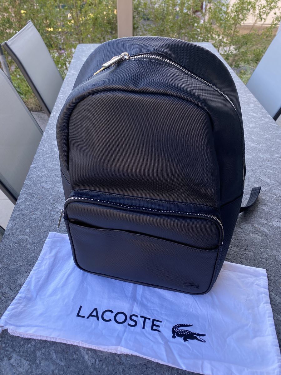 Sacs à dos: Lacoste - CLASSIC UNISEX - Tagesrucksack - noir – D'occasion à Rafz par cor_hj27
