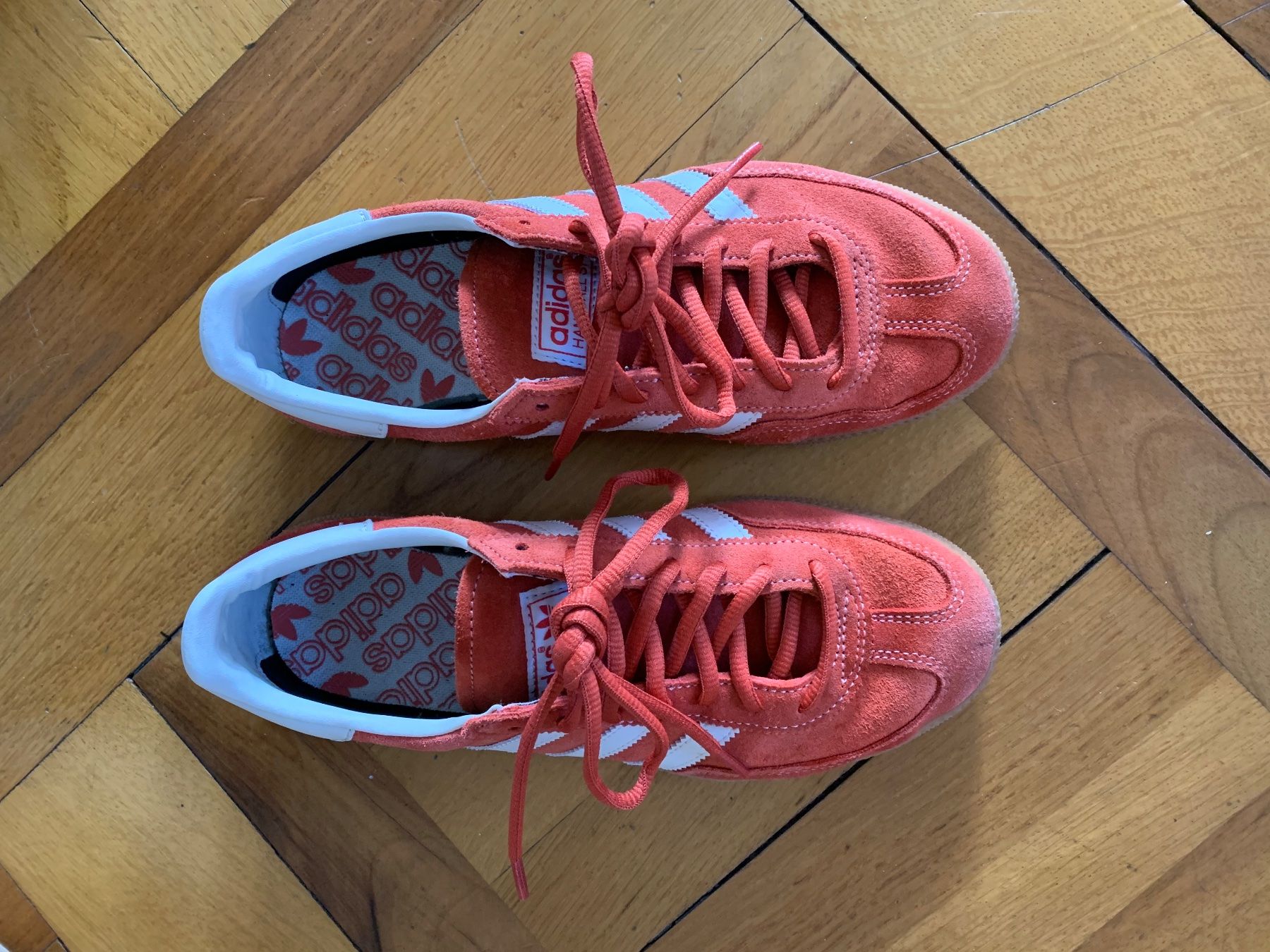 Adidas Scarpe da donna: Adidas Spezial Orange – Usato da Basel venduto da tavola1