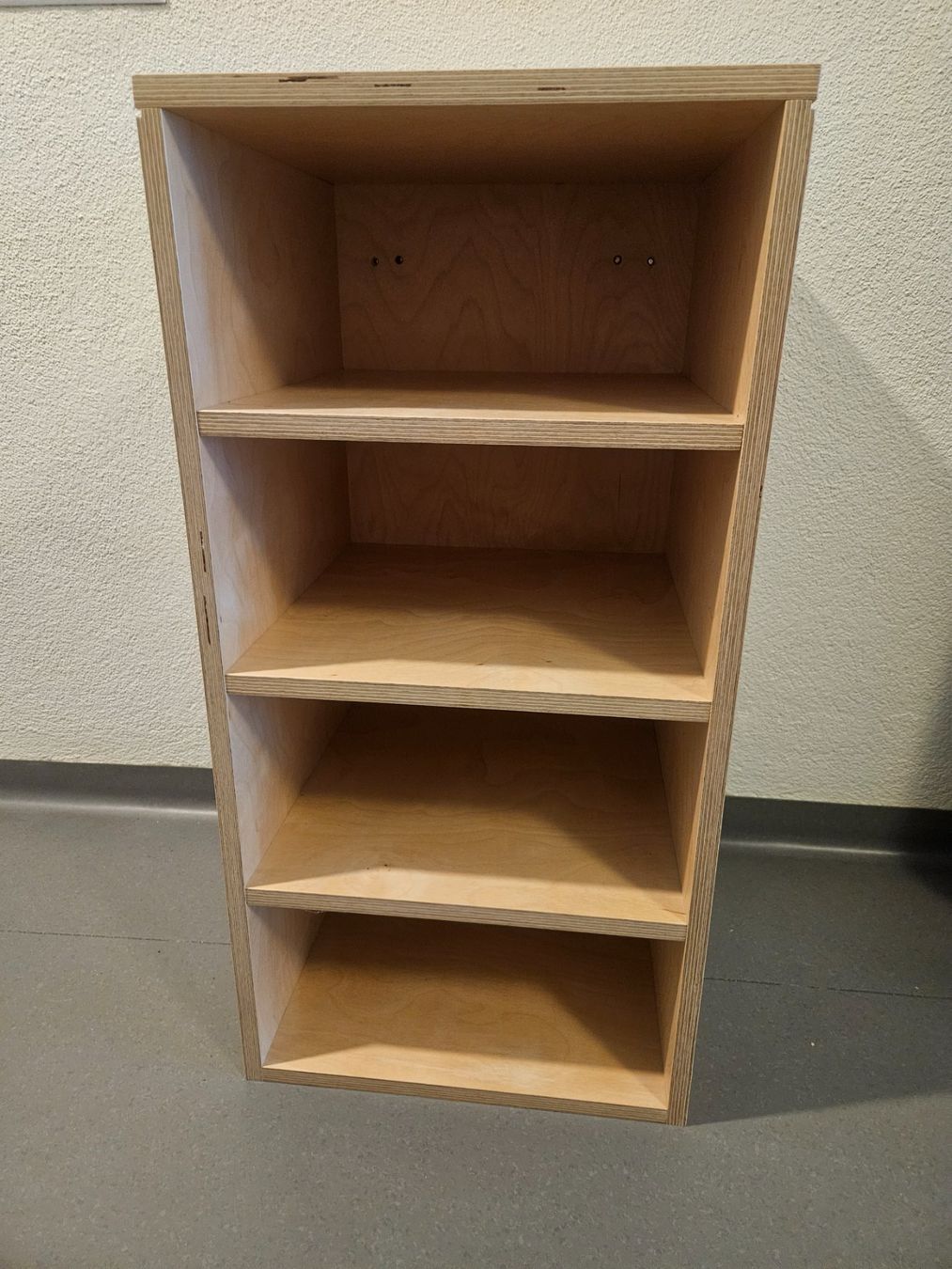Scaffali: Offenes Regal aus Holz mit vier Fächern – Usato da Rüti ZH venduto da looren94 2