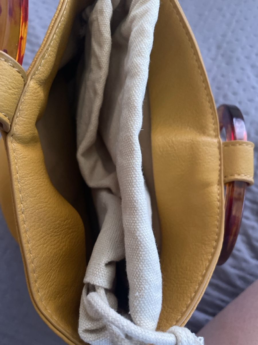 Borse da donna: Sac en cuir  – Usato da Lausanne venduto da Masyanya 1
